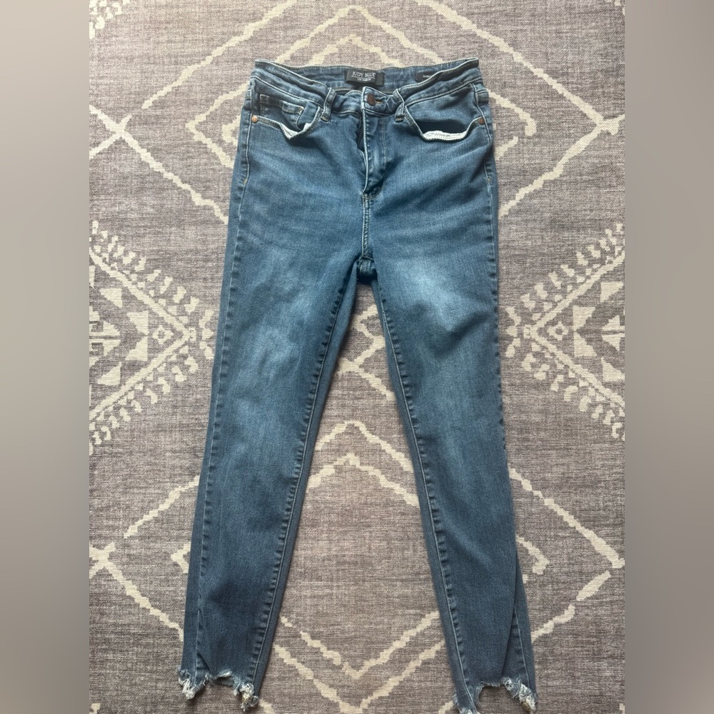 Judy Blue Mid Rise Shark Bite Hem Skinny